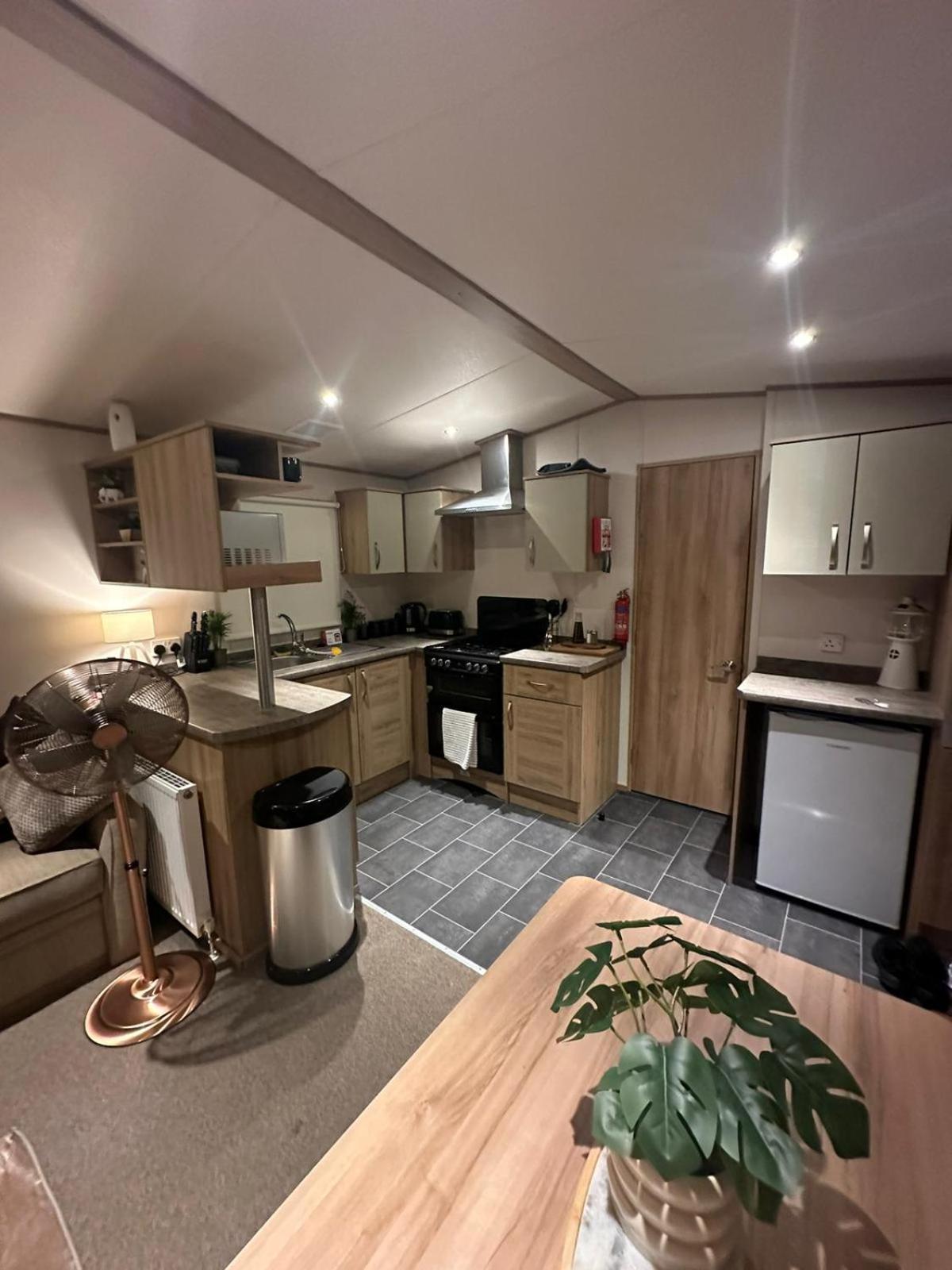 The Ernie Van Selsey Exterior foto
